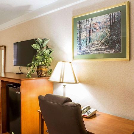 Econo Lodge North Knoxville Bagian luar foto