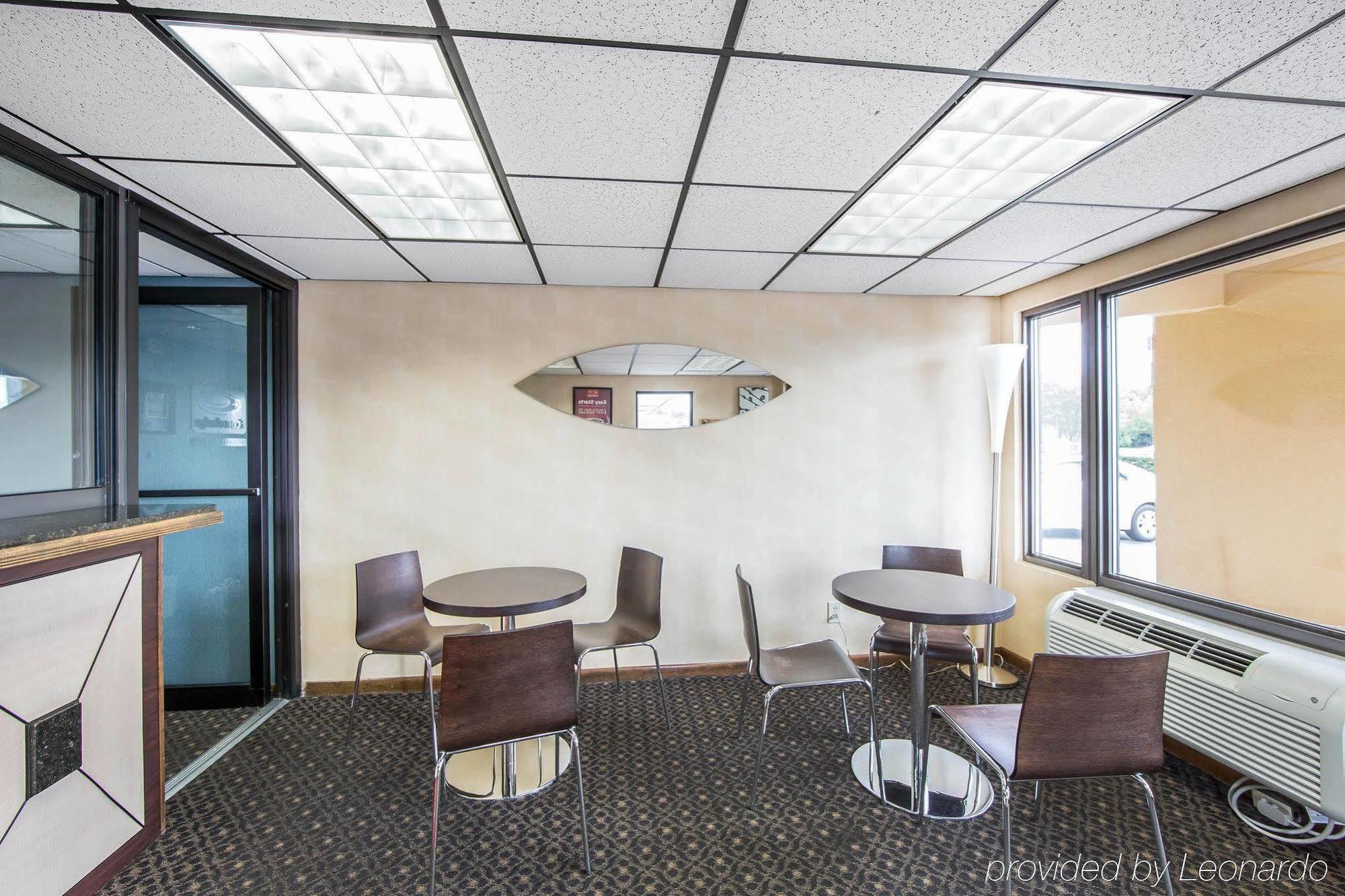 Econo Lodge North Knoxville Bagian luar foto