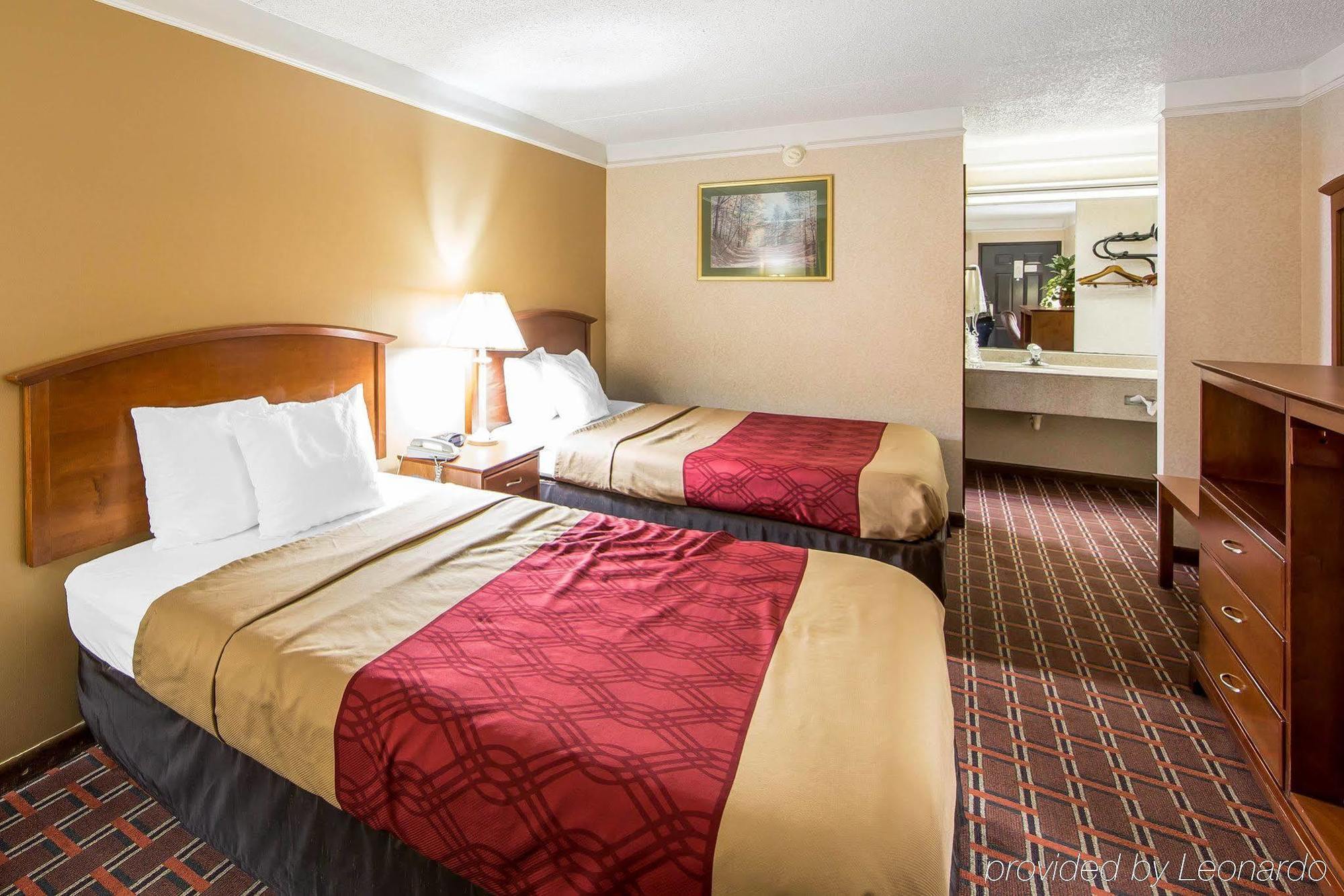 Econo Lodge North Knoxville Bagian luar foto