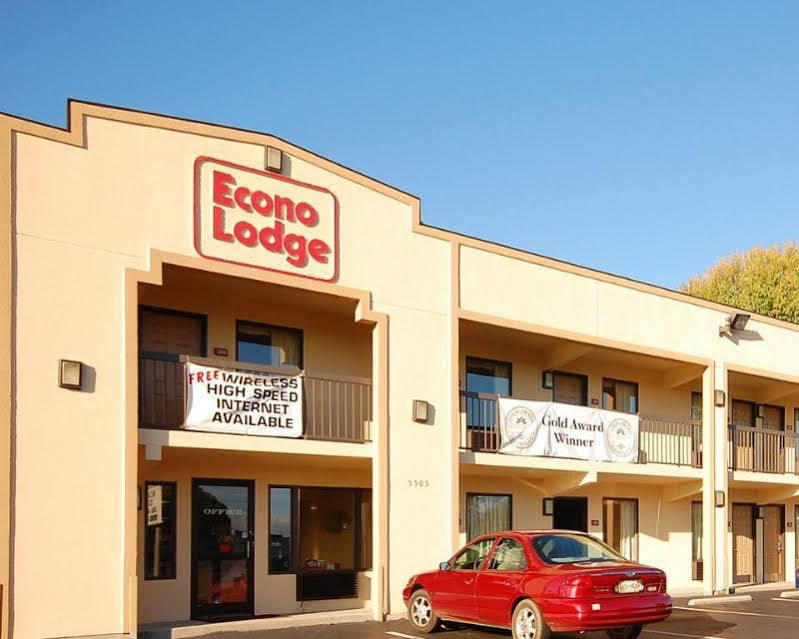 Econo Lodge North Knoxville Bagian luar foto